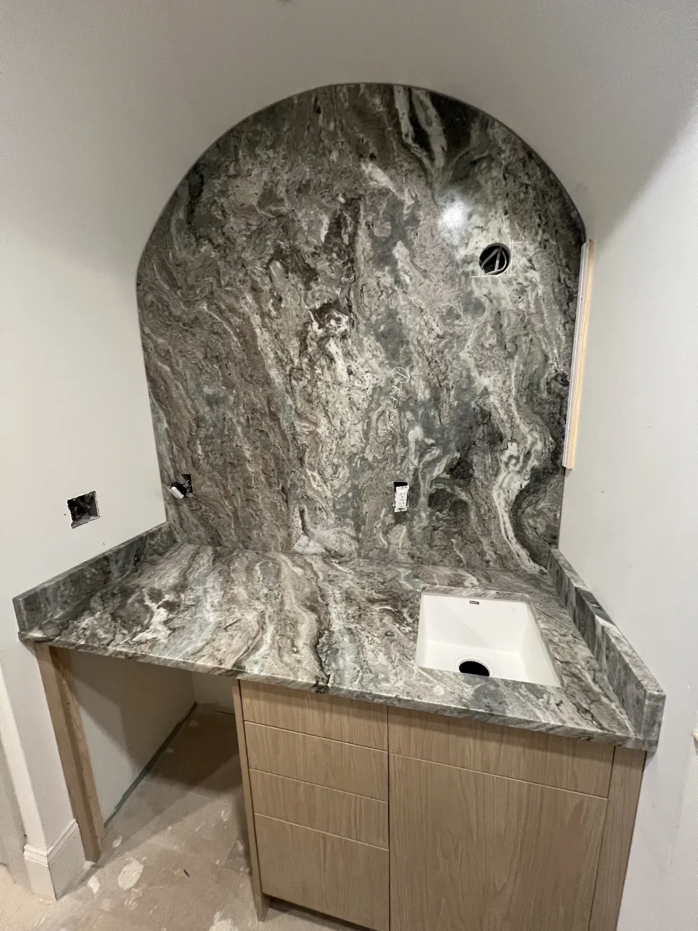 Granite, quartz & marble countertop project by LG Granite & Marble in Newark, NJ (#40)