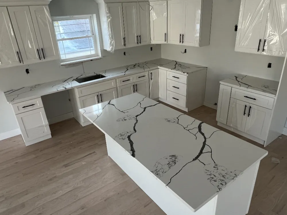 Granite, quartz & marble countertop project by LG Granite & Marble in Newark, NJ (#44)