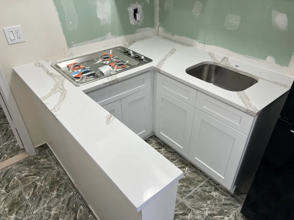 Granite, quartz & marble countertop project by LG Granite & Marble in Newark, NJ (#51)